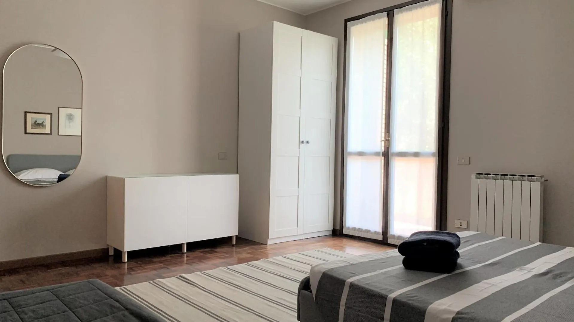 Villa Tobagi - Spacious House Near Rho Fiera Arese