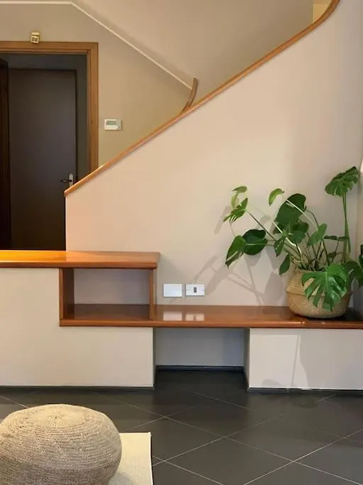 Villa Tobagi - Spacious House Near Rho Fiera Arese 0*,